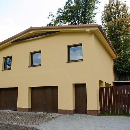 Apartmány Nad Parkem Broumov Bagian luar foto