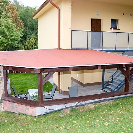 Apartmány Nad Parkem Broumov Bagian luar foto