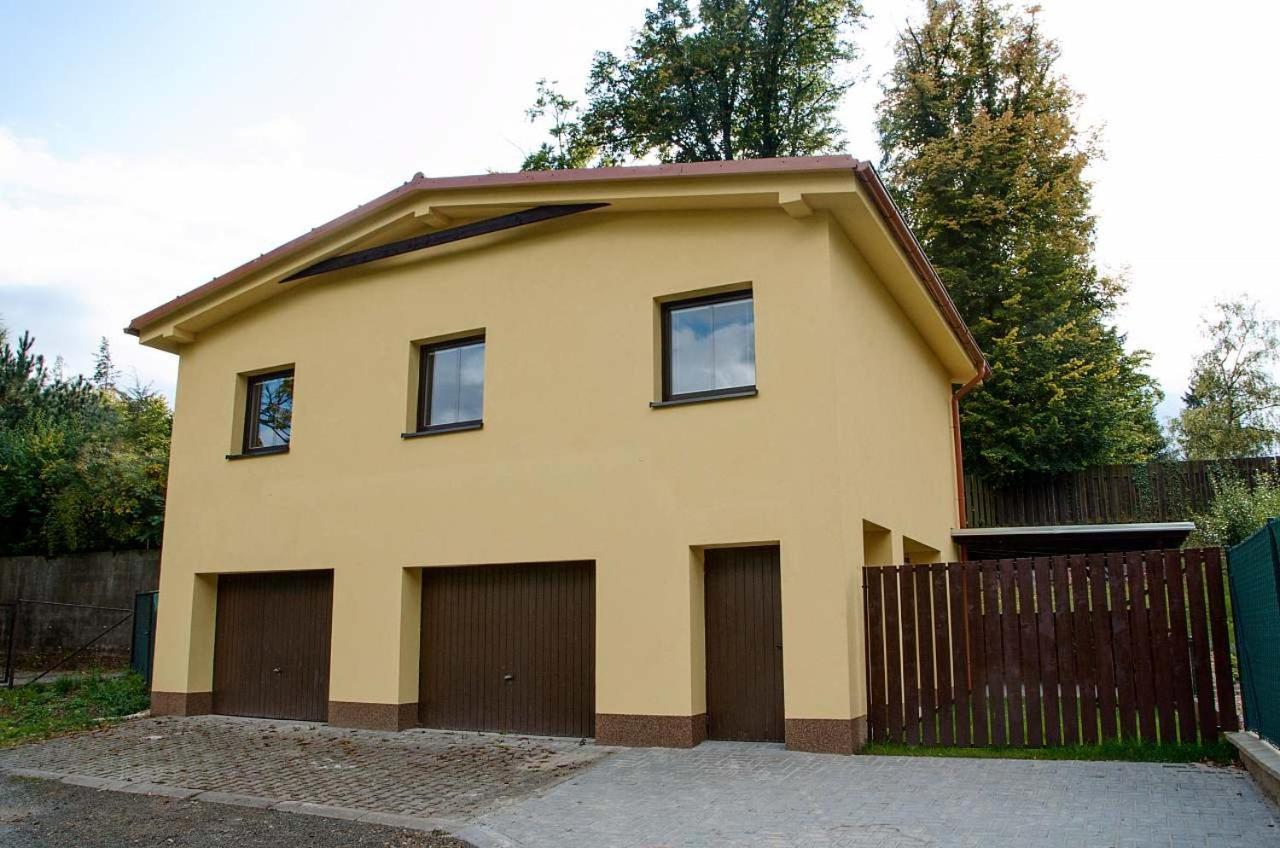 Apartmány Nad Parkem Broumov Bagian luar foto